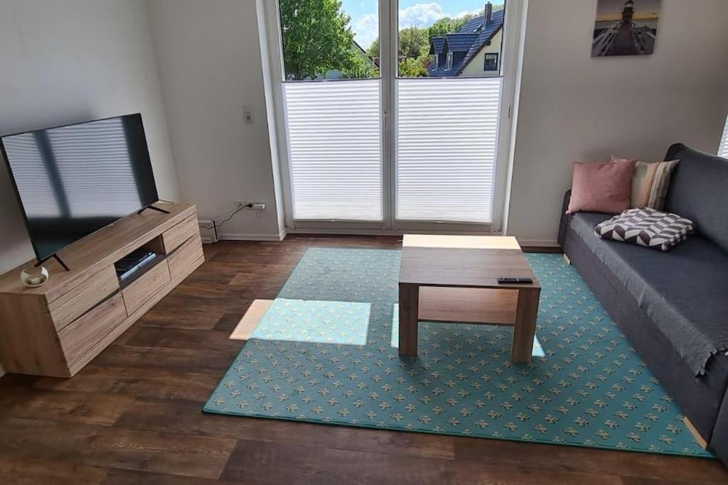 Komfortabele Ferienwohnung In Ruhiger Lage Sassnitz Buitenkant foto